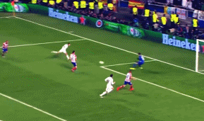 记者：奥斯卡身边人认为他没法继续踢球了，他在体能测试时突感不适